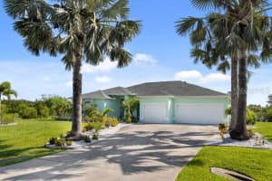 1905 PALM VIEW ROAD, SARASOTA, FL 34240 - MLS#MFRA4665440