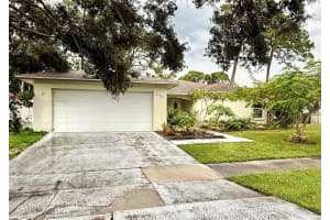 1805 SPRINGWOOD DRIVE, SARASOTA, FL 34232 - MLS#MFRA4665444