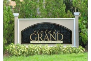 4061 CROCKERS LAKE BOULEVARD, SARASOTA, FL 34238 - MLS#MFRA4665491
