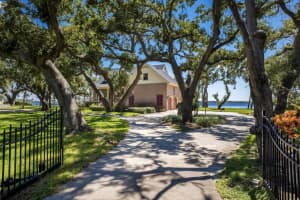 702 32ND AVENUE, PALMETTO, FL 34221 - MLS#MFRA4665494