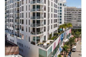 111 PINEAPPLE AVENUE, SARASOTA, FL 34236 - MLS#MFRA4665498