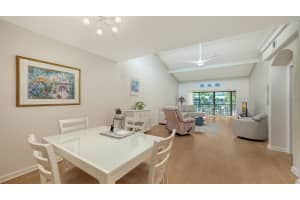 1611 CLOWER CREEK DRIVE, SARASOTA, FL 34231 - MLS#MFRA4665509