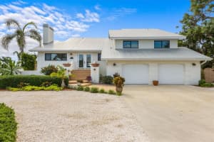 505 75TH STREET, HOLMES BEACH, FL 34217 - MLS#MFRA4665534