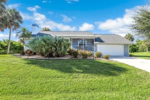 18733 MACGILL AVENUE, PORT CHARLOTTE, FL 33948 - MLS#MFRA4665566