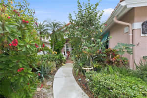 8009 BOBCAT CIRCLE, SARASOTA, FL 34238 - MLS#MFRA4665567