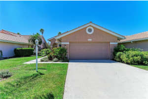6647 OAKBROOKE CIRCLE, BRADENTON, FL 34202 - MLS#MFRA4665573