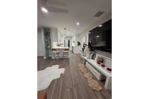 4209 LARKIN STREET, SARASOTA, FL 34232 - MLS#MFRA4665576