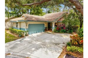 4727 TIVOLI AVENUE, SARASOTA, FL 34235 - MLS#MFRA4665589