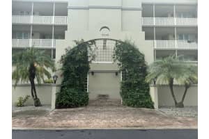 10045 Links Ln #406, ROTONDA WEST
