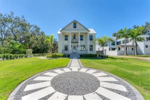 3101 RIVERVIEW BOULEVARD, BRADENTON, FL 34205 Sold 11/25/25