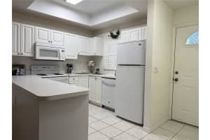 8335 GLENROSE WAY, SARASOTA, FL 34238 - MLS#MFRA4665663