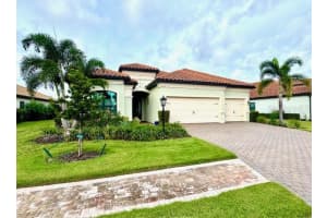 7113 WHITTELBURY TRAIL, LAKEWOOD RANCH, FL 34202 - MLS#MFRA4665725