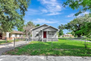 304 21ST STREET, PALMETTO, FL 34221 - MLS#MFRA4665746