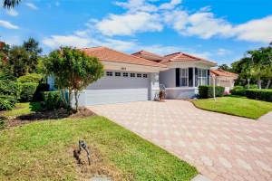 5017 HANGING MOSS LANE, SARASOTA, FL 34238 - MLS#MFRA4665767