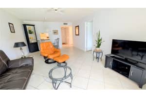 1310 GLEN OAKS DRIVE, SARASOTA, FL 34232 - MLS#MFRA4665961