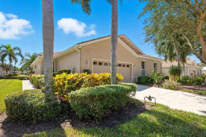 4470 KARIBA LAKE TERRACE, SARASOTA, FL 34243 - MLS#MFRA4665968
