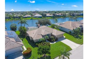 2973 SEASONS BOULEVARD, SARASOTA, FL 34240 - MLS#MFRA4665969