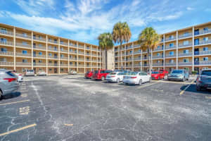 3661 Lake Bayshore Dr #507j, BRADENTON