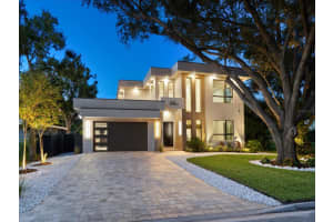 2467 Hyde Park St, SARASOTA