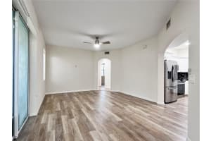 6412 ROSEFINCH COURT, LAKEWOOD RANCH, FL 34202 - MLS#MFRA4666049