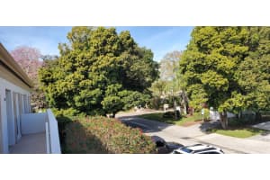 5210 WEDGEWOOD LANE, SARASOTA, FL 34235 - MLS#MFRA4666058