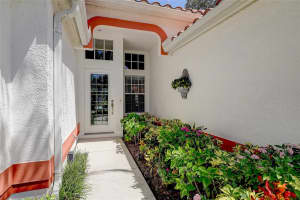 4443 DEL SOL BOULEVARD, SARASOTA, FL 34243 - MLS#MFRA4666097