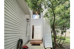 9722 TIFFANY OAKS LANE, TAMPA, FL 33612 Sold 12/12/25