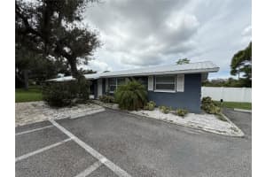 302 COLONIA LANE, NOKOMIS, FL 34275 - MLS#MFRA4666109