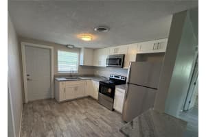 302 COLONIA LANE, NOKOMIS, FL 34275 - MLS#MFRA4666109