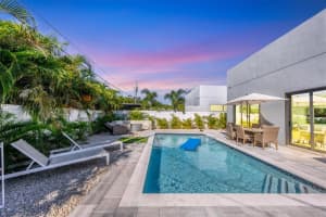 2222 WEBBER STREET, SARASOTA, FL 34239 - MLS#MFRA4666118