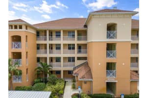 10510 AMIATA WAY, FORT MYERS, FL 33913 - MLS#MFRA4666157
