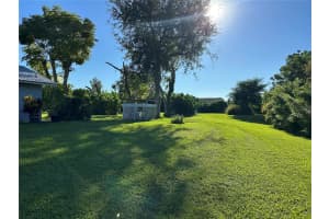 2424 51ST STREET, SARASOTA, FL 34234 - MLS#MFRA4666163