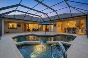 303 BLACKBIRD CT, BRADENTON, FL 34212 - MLS#MFRA4666191