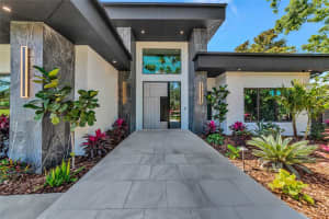 1555 EASTBROOK DRIVE, SARASOTA, FL 34231 - MLS#MFRA4666201