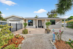 875 32nd St, SARASOTA 875 32nd St, SARASOTA