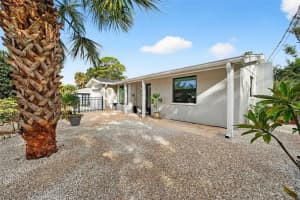 875 32ND STREET, SARASOTA, FL 34234 - MLS#MFRA4666208