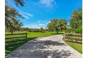 1406 DEER HAMMOCK ROAD, SARASOTA, FL 34240 - MLS#MFRA4666249