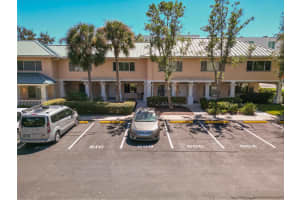 606 COHEN WAY, SARASOTA, FL 34236 Sold 11/04/25