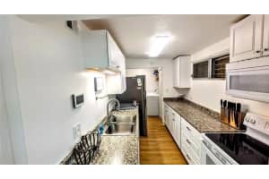 3751 PAPAI DRIVE, SARASOTA, FL 34232 - MLS#MFRA4666262