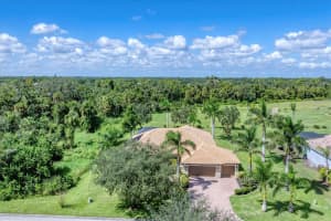 306 COUNTRY MEADOWS WAY, BRADENTON, FL 34212 Sold 11/17/25