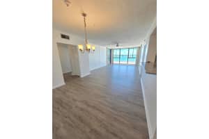 7100 SUNSHINE SKYWAY LANE, ST PETERSBURG, FL 33711 - MLS#MFRA4666285