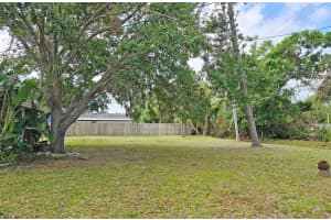 2906 ARLINGTON STREET, SARASOTA, FL 34239 - MLS#MFRA4666311