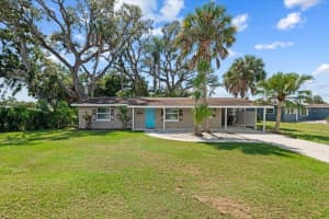 311 Dorchester Dr, VENICE 311 Dorchester Dr, VENICE