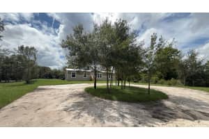 19424 252ND STREET, OKEECHOBEE, FL 34972 - MLS#MFRA4666372