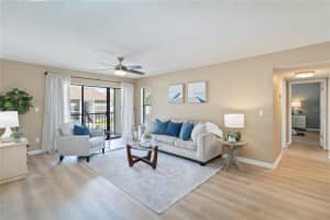 952 COURTYARD LANE, ORLANDO, FL 32825 - MLS#MFRA4666395
