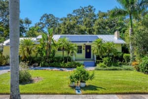 1002 22nd St W, BRADENTON