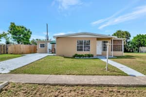 7959 HYDE PARK AVENUE, NORTH PORT, FL 34287 - MLS#MFRA4666432