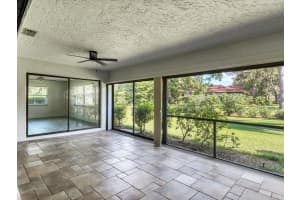 7157 FAIRWAY BEND CIRCLE, SARASOTA, FL 34243 - MLS#MFRA4666445