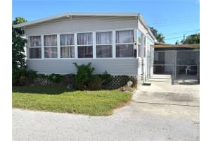 916 51st Avenue Plz W, BRADENTON