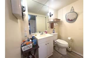 916 51ST AVENUE PLAZA, BRADENTON, FL 34207 Sold 11/03/25